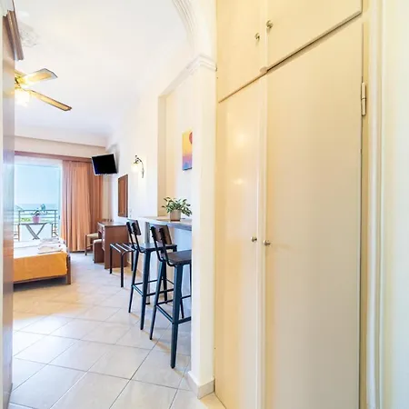 Apartamento Mazis A2 *